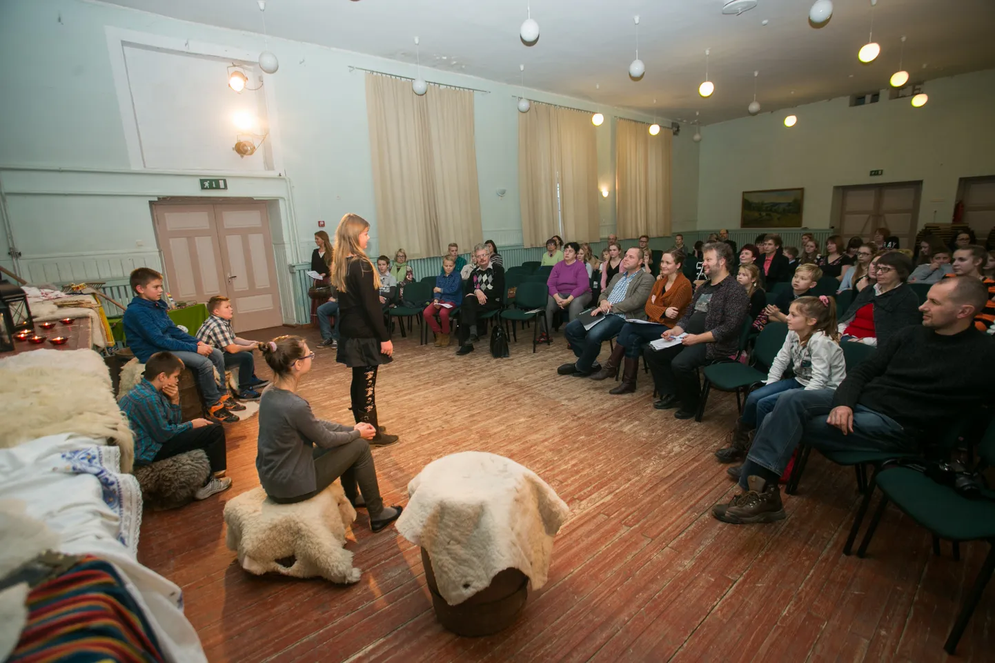 Aravete kultuurimaja. Teine üleeestiline koolinoorte jutuvestjate konkurss «Kratilood».
DMITRI KOTJUH, JÄRVA TEATAJA/SCANPIX