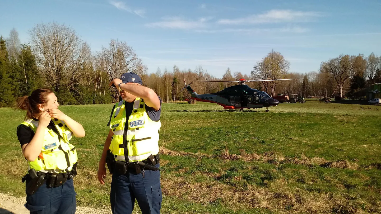 Eesti politsei otsingu- ja päästetööde kopter.