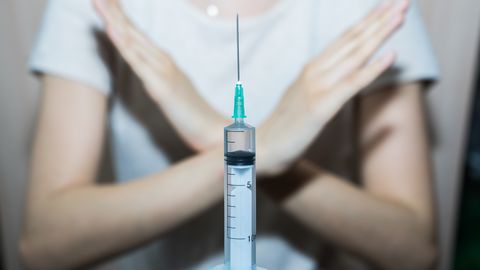 Kreeka haiglatöötajad, kes keeldusid koroonavaktsiinist, võivad tööle naasta