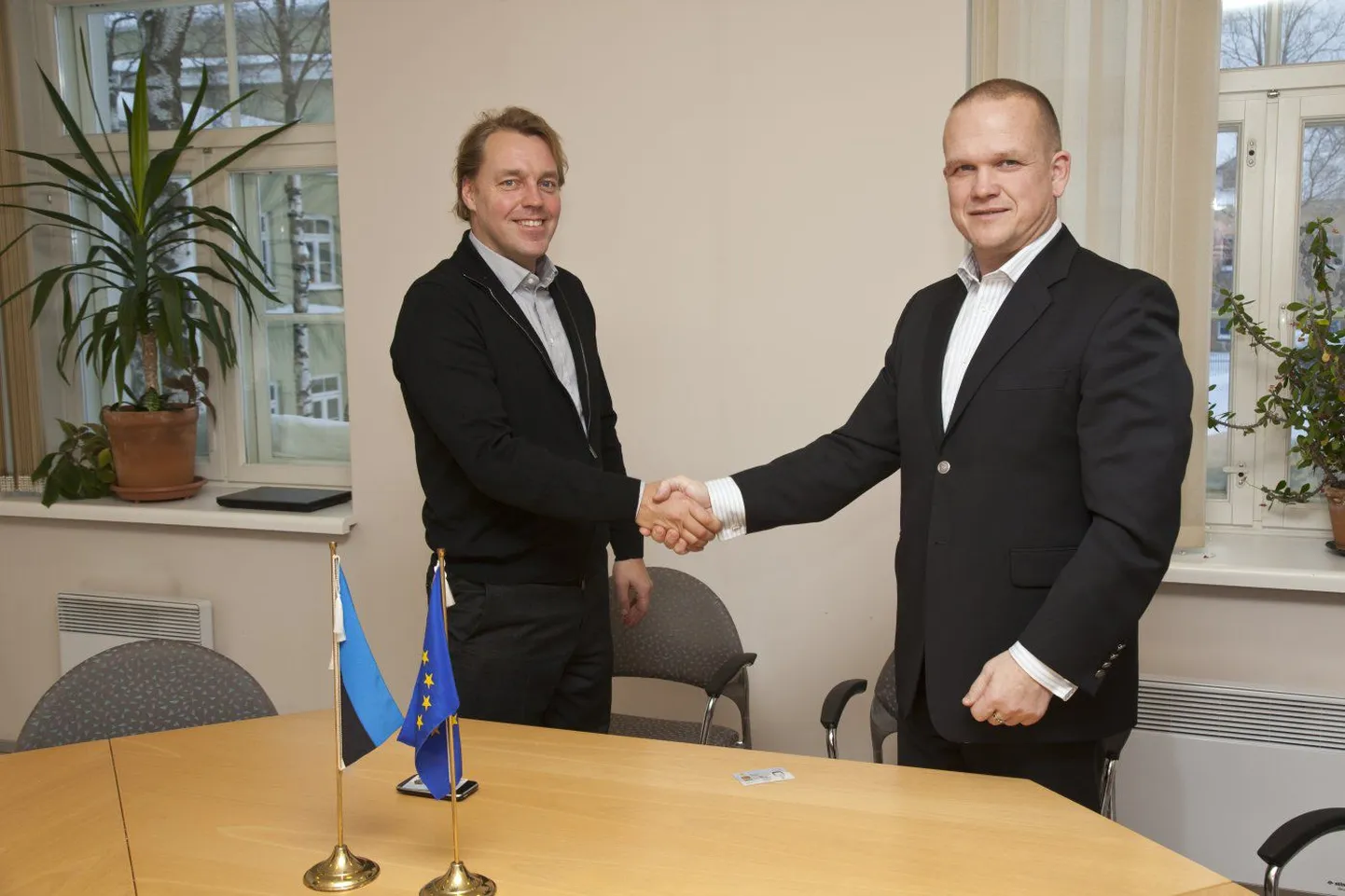 Margus Vanaselja (Baltic Workboats AS juhatuse liige) ja Andrus Maide
(Veeteede ameti peadirektor).