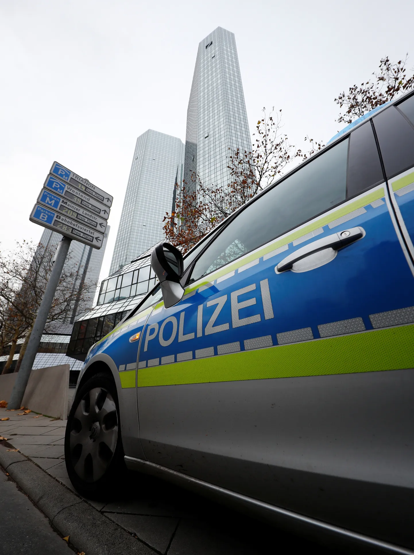 Politseiauto Frankfurdis.