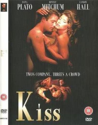 Deina Pleito erotiskā filmā "Kiss"