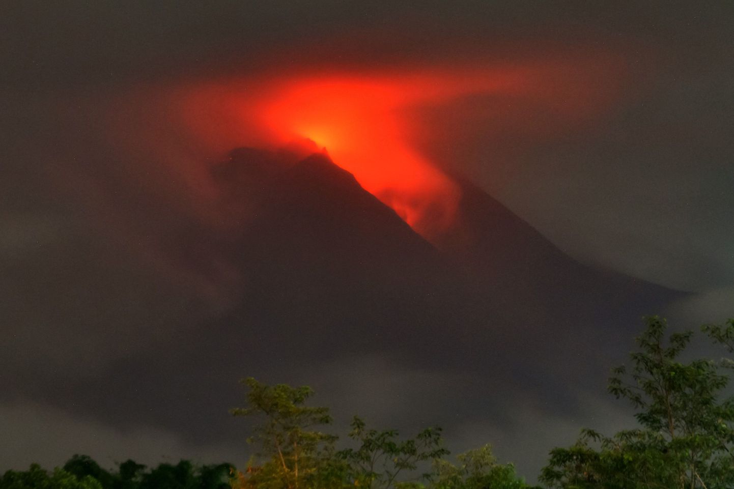 Indoneesia kõige aktiivsem vulkaan Merapi 10. märts 2022.