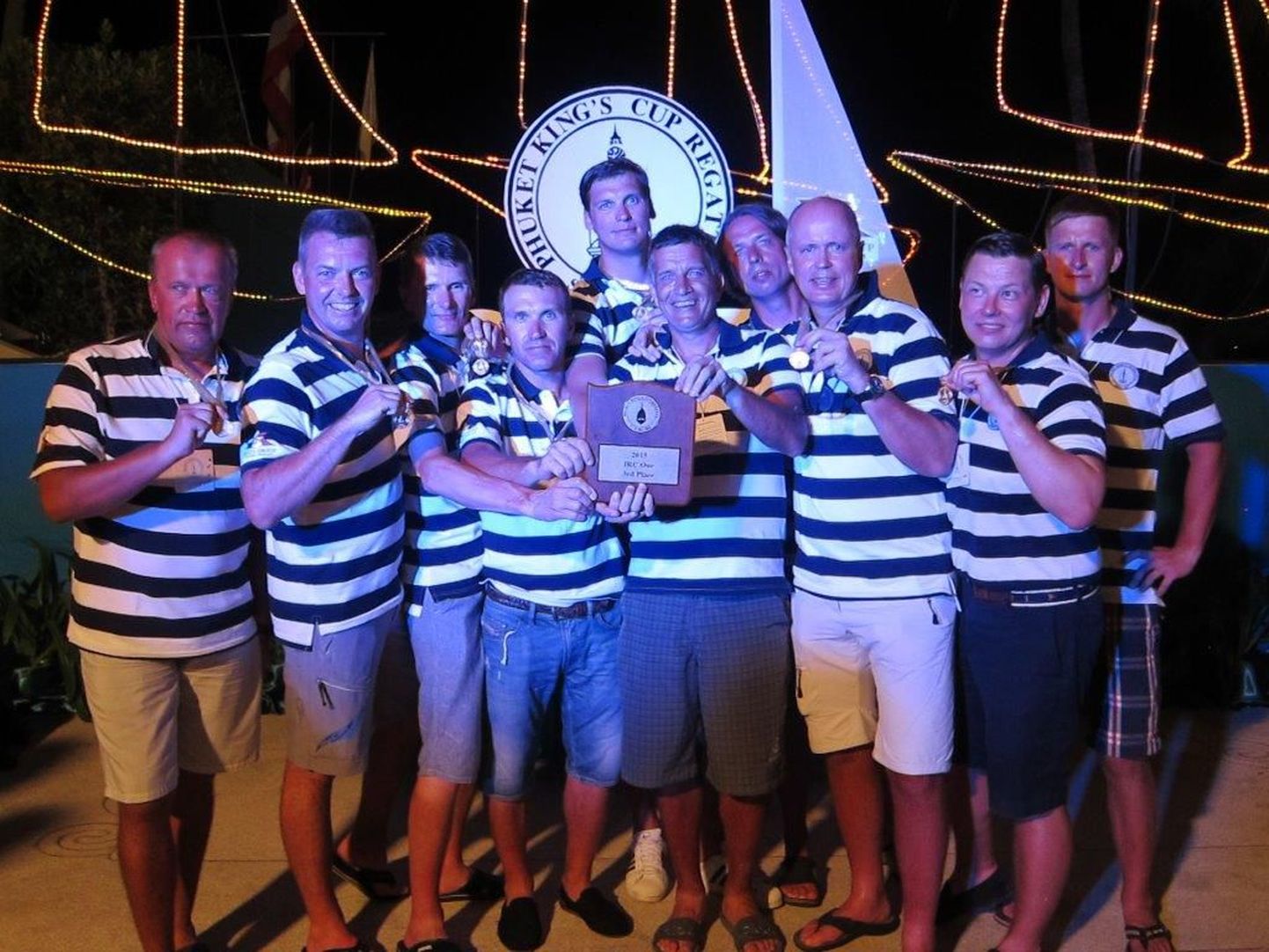 Eesti meeskond kolmanda koha auhinnaga Tai regatil Phuket King's Cup Regatta