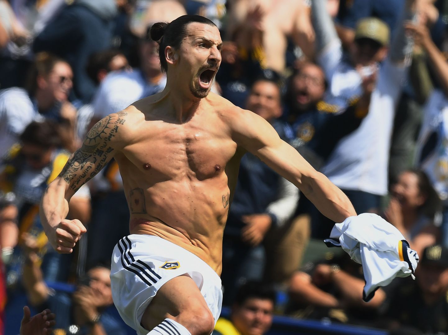 Zlatan Ibrahimovic avas uue ajajärgu LA Galaxy ridades ülima stiilsusega.