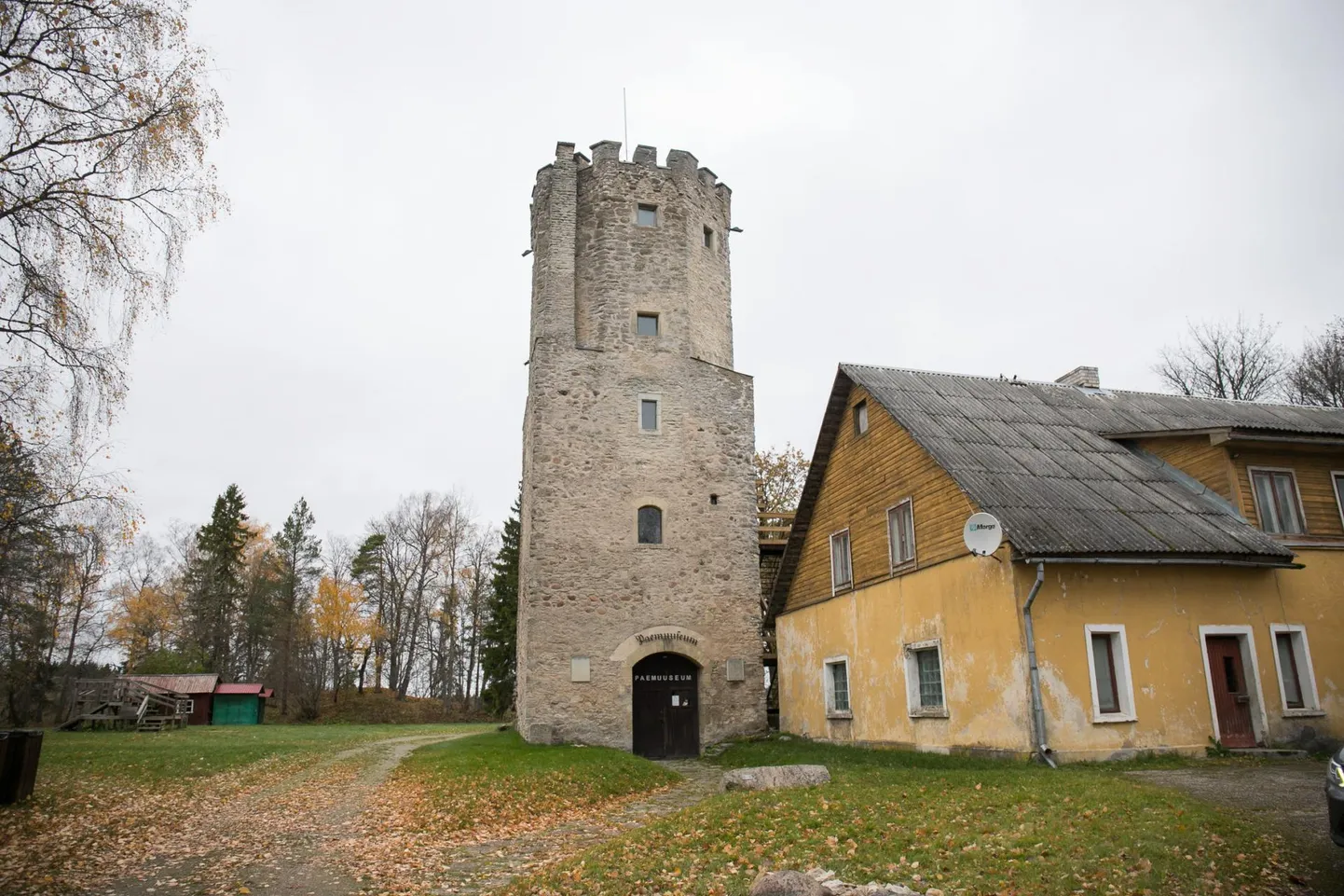 Täna saab matkata Porkuni paemuuseumi inimeste eestvedamisel matkarajal.