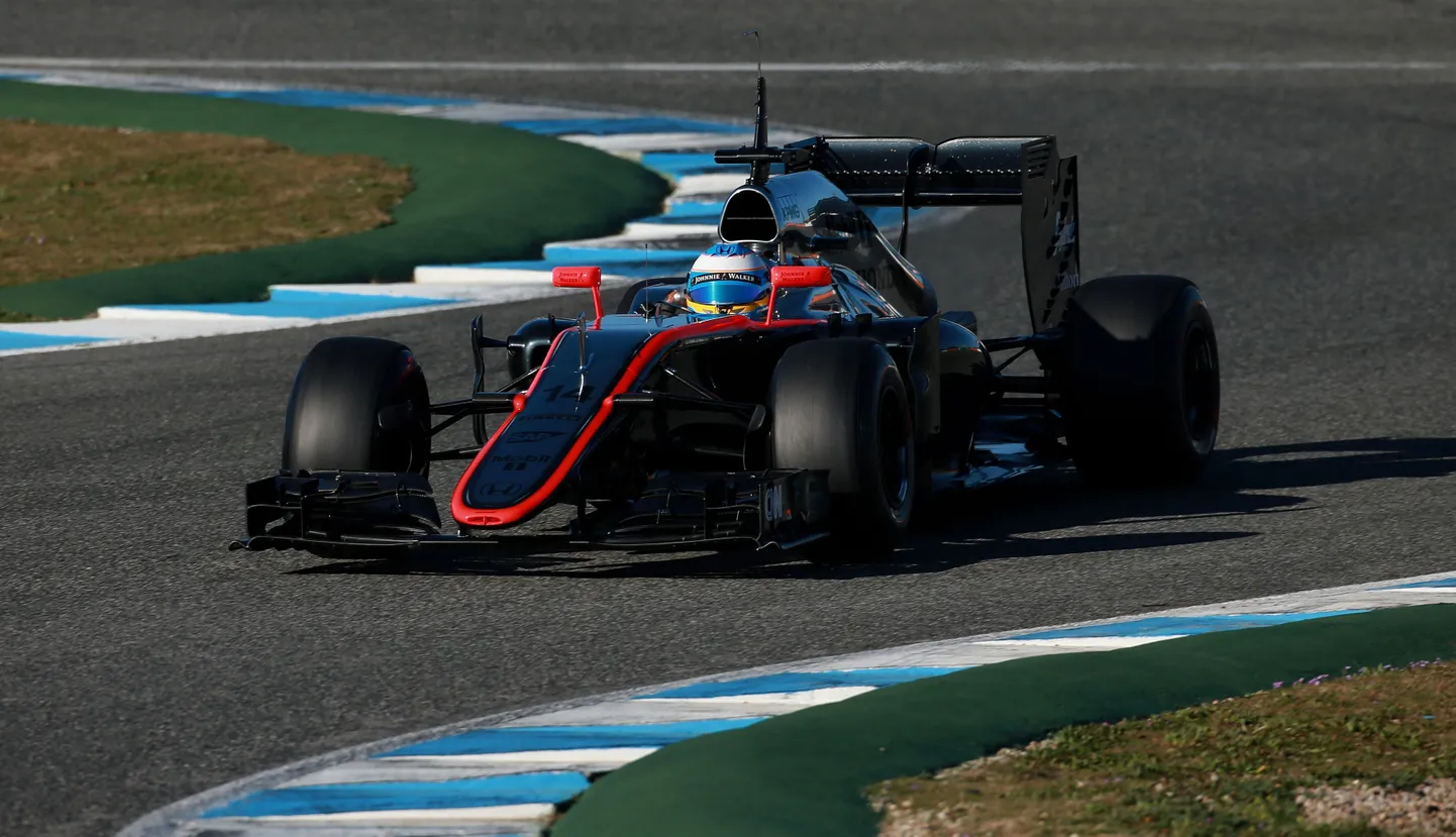 Vormel-1 hooaja esimene testipäev Jerezis. Fernando Alonso (McLaren.)