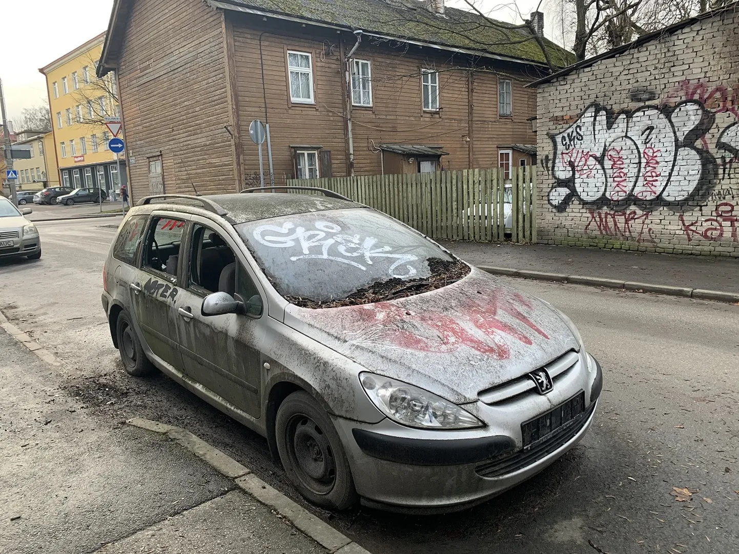 Автохлам в Пыхья-Таллинне.