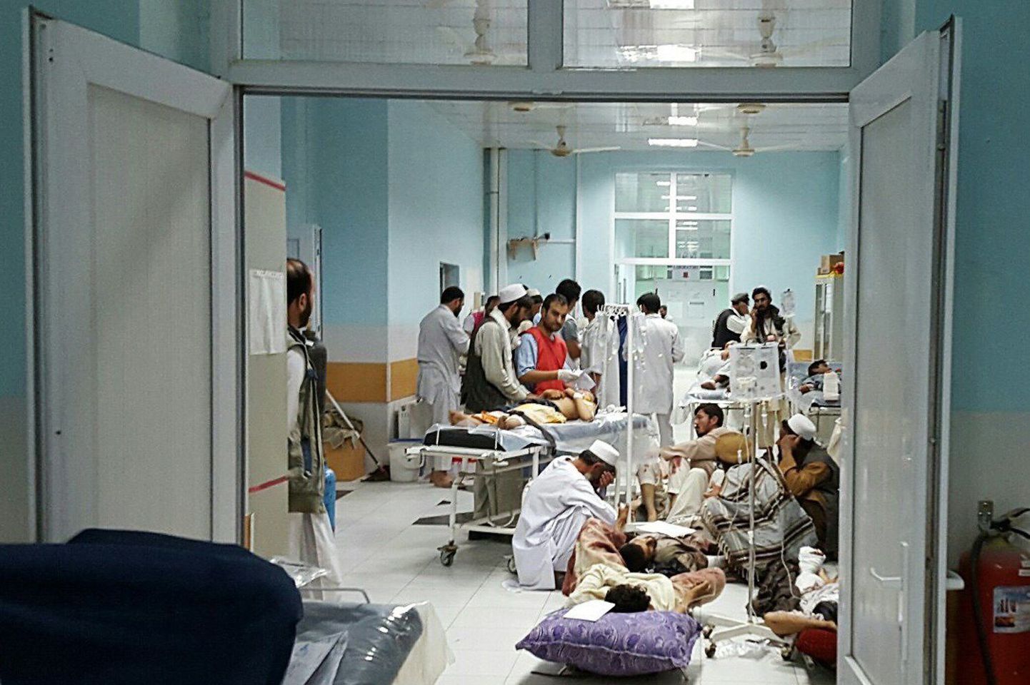Kunduzi haigla pärast õhurünnakut.