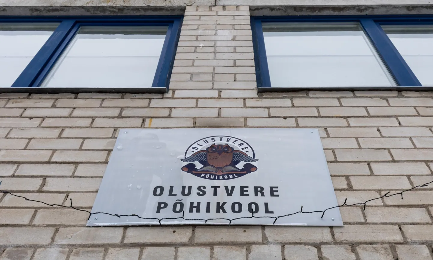 Olustvere koolimaja uuendamiseks saab Põhja-Sakala vald ligi miljon eurot eurotoetust. Omalt poolt on aga vaja panna vähemalt pool miljonit eurot.