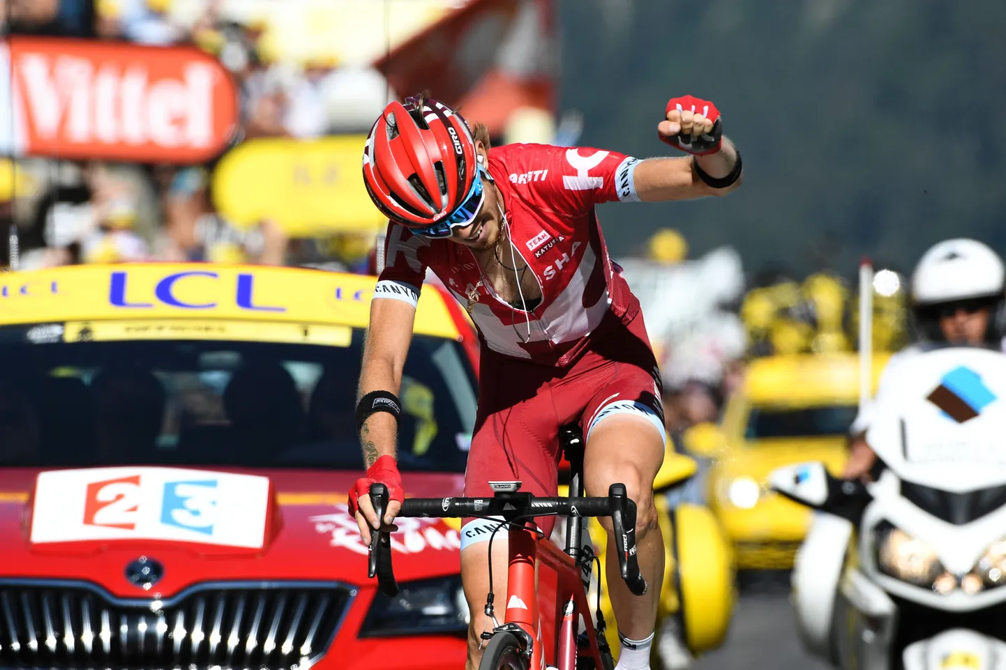 Ilnur Zakarin tänase etapi finisis.
