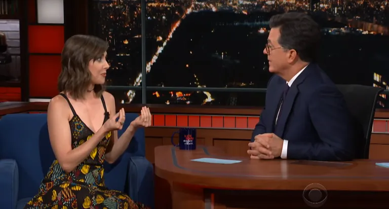 Alison Brie ja Stephen Colbert