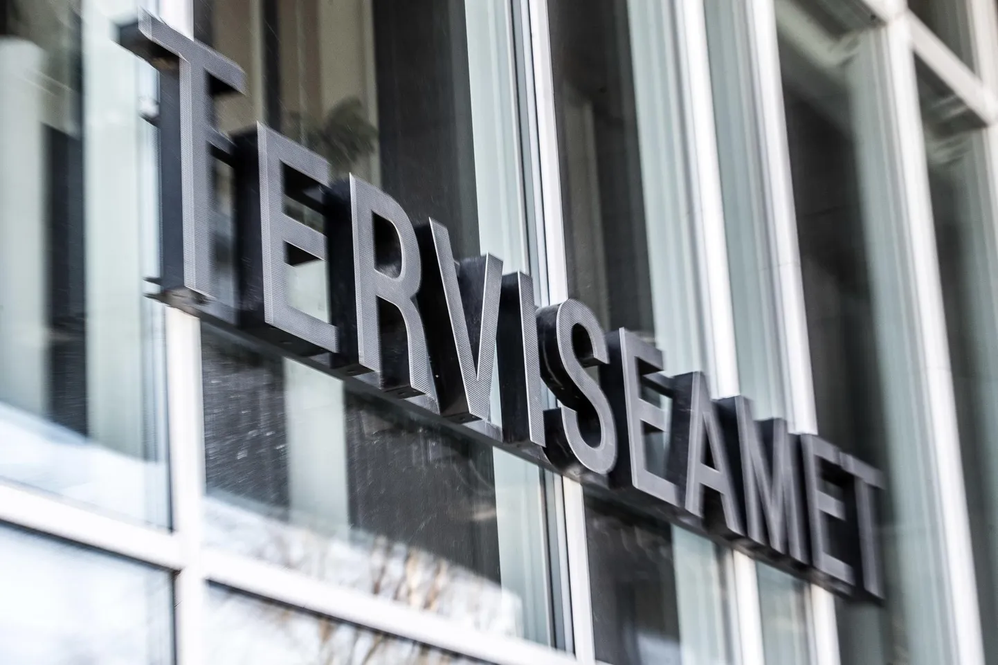 Terviseamet soovitab eriolukorra tõttu kasutuseta seisnud hoonetes enne veetarbimise taasalustamist üle kontrollida veevarustussüsteemide töökord ja läbi loputada vähese kasutuskoormusega torustikud.