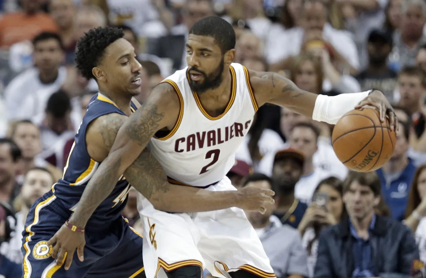 Cleveland Cavaliersi tagamängija Kyrie Irving (palliga) kerkis meeskonna suurimaks punktitoojaks.