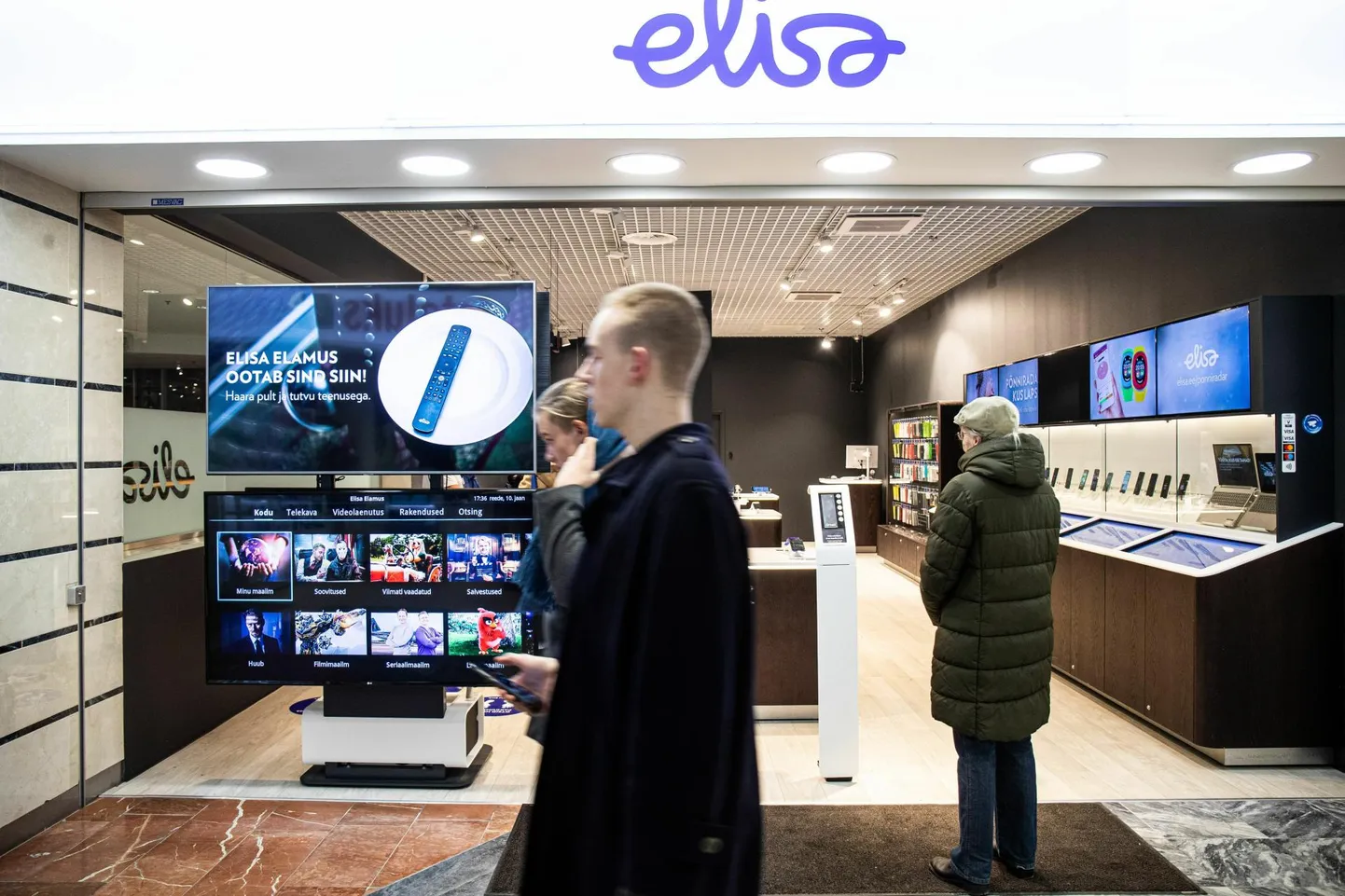 Elisa esindus Viru keskuses