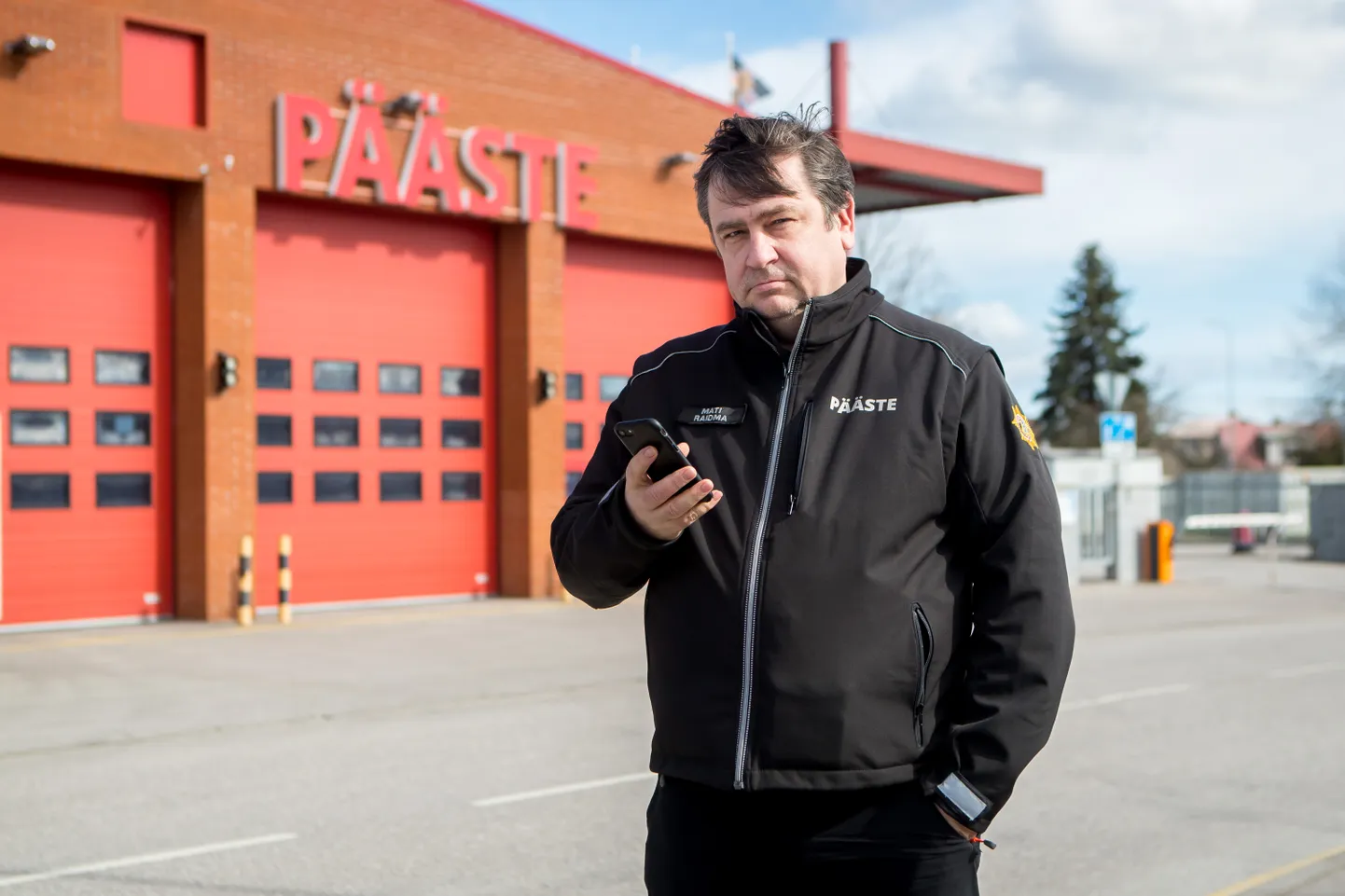 MATI RAIDMA sõnul ei tohi kaasa minna praeguse petliku muljega, nagu oleks olukord rahulikum, sest on hulk haigeid, kelle tervislik seisund võib halveneda.