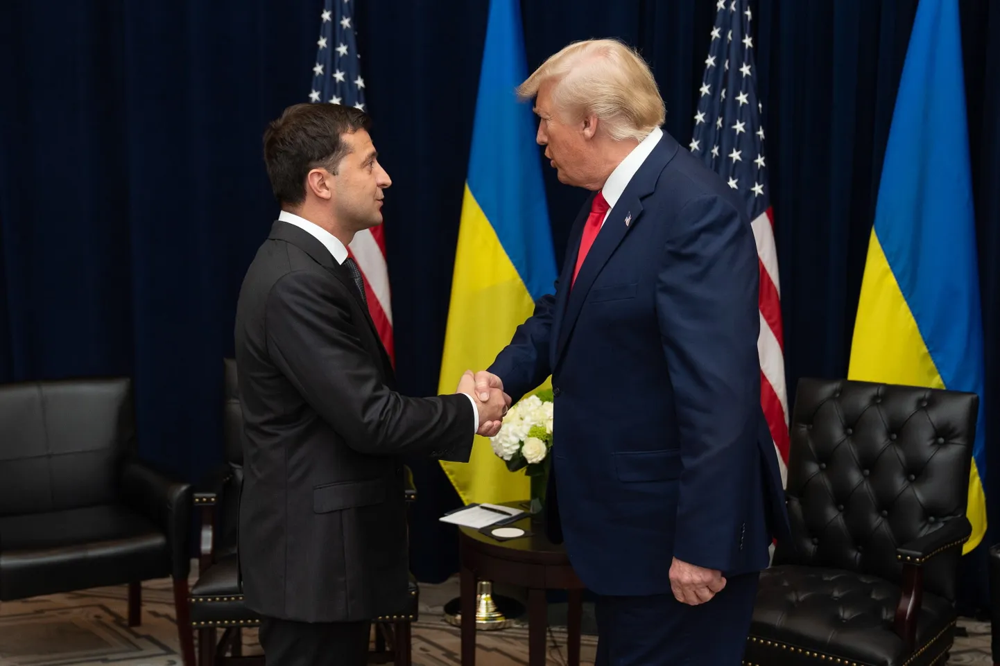 Ukraina presidendi Volodõmõr Zelenskõi kohtumine USA riigipea Donald Trumpiga 2019. aastal New Yorgis. Foto on illustratiivne.