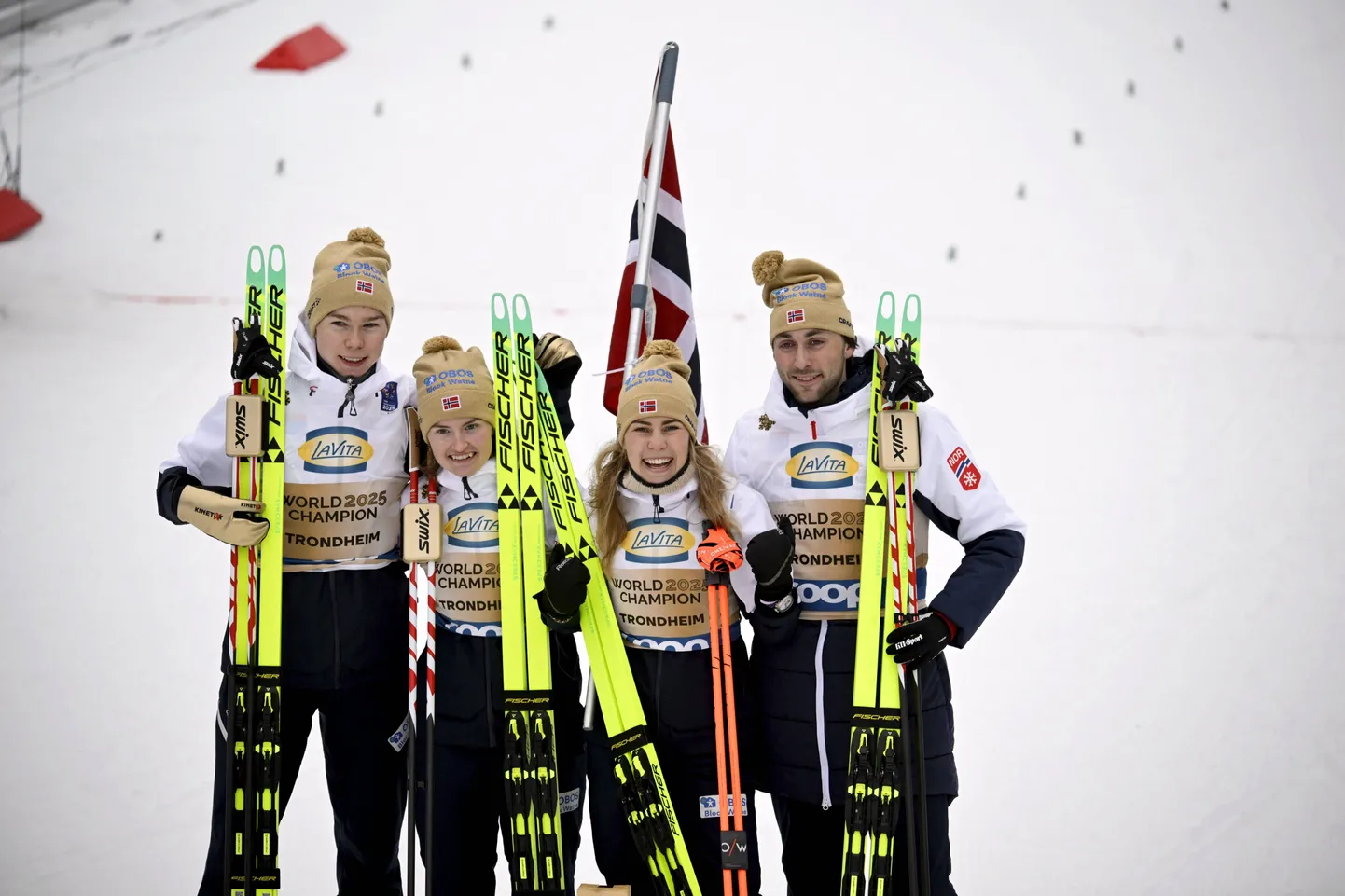 Norra nelik: Jens Lurås Oftebro (vasakul), Gyda Westvold Hansen, Ida Marie Hagen ja Jarl Magnus Riiber.
