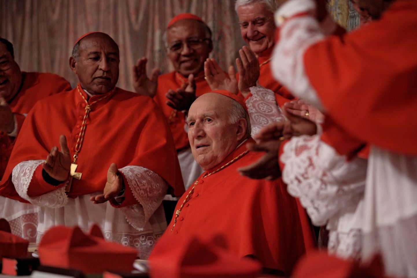 Valimine on läbi: kardinalid on hääletanud paavstiks Melville’i (Michel Piccoli).