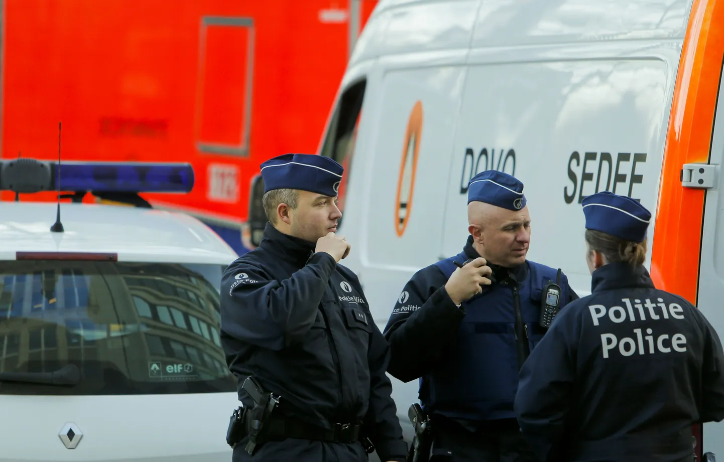Politseinikud Brüsselis.