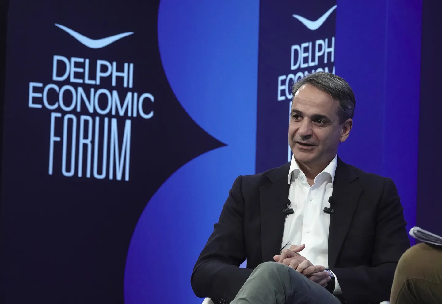 Kreeka peaminister Kyriakos Mitsotakis kõnelemas Delfi majandusfoorumil Delfis 28. aprillil 2023.