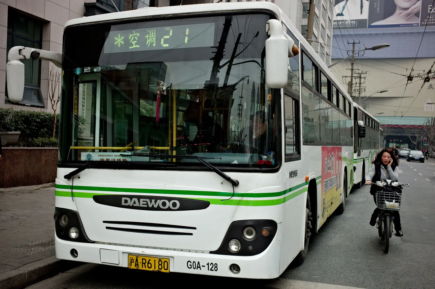 Hiina bussifirma kasutab vett kiirusepiirajana
