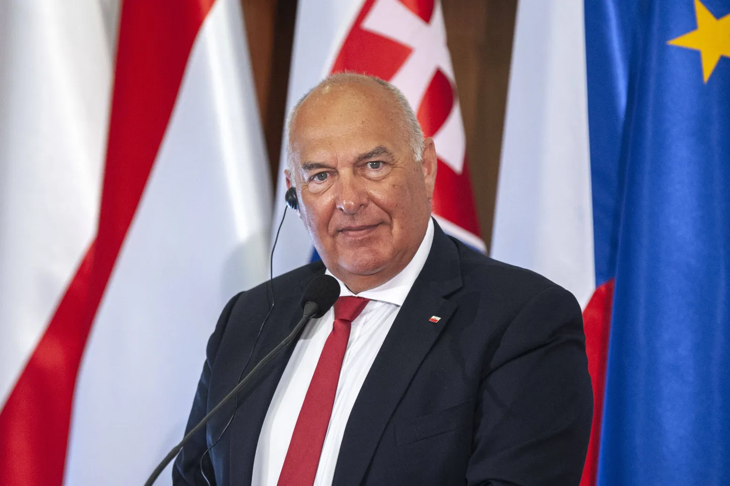 Poola rahandusminister Tadeusz Kościński .