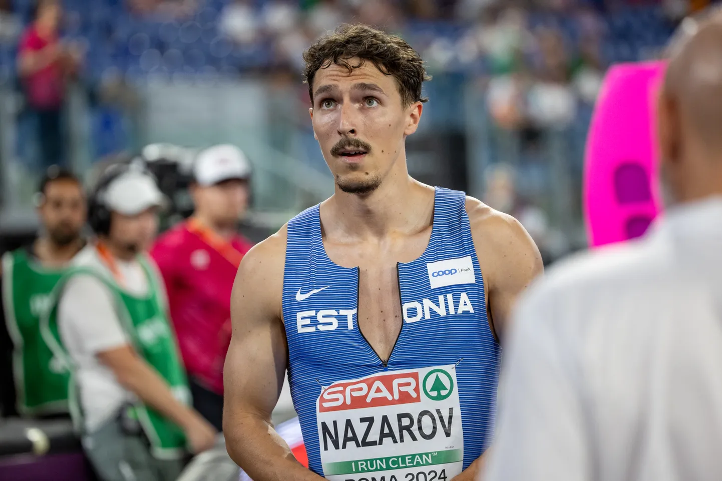 Karl Erik Nazarov otsis abi välismaalt.