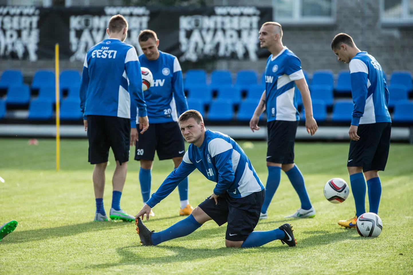 Dmitri Kruglov (esiplaanil) koondise trennis.