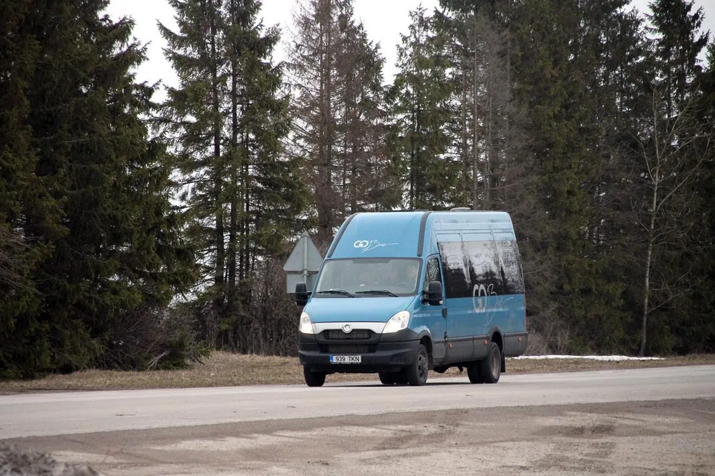 Go Busi Rakvere kolonni Tapa brigaadi käsutuses olev Iveco sattus parajasse seiklusse: vargad sõitsid sellega Lätti.