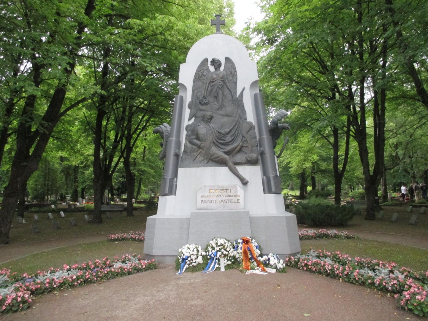 Skulptor Amandus Adamsoni loodud mälestusmärk vabadussõjas langenud kangelastele.