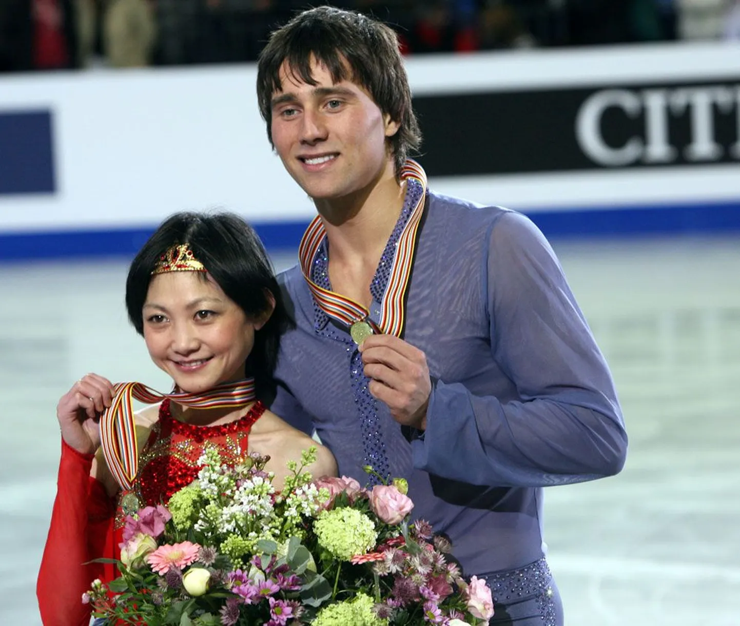 Yuko Kavaguti  ja Aleksandr Smirnov parandasid isiklikku rekordit 20 punkti võrra.