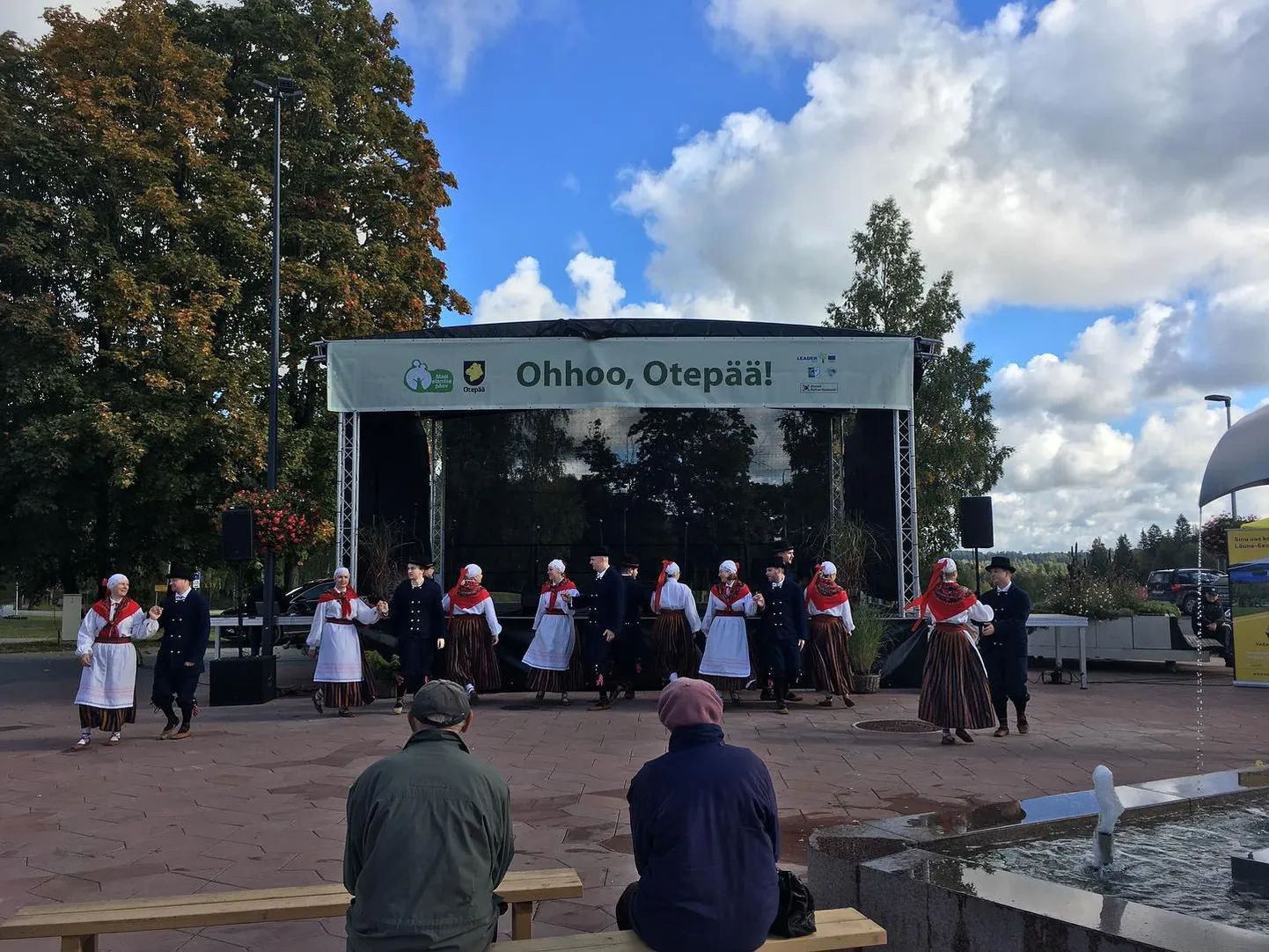 Maal elamise päev Otepää keskväljakul.