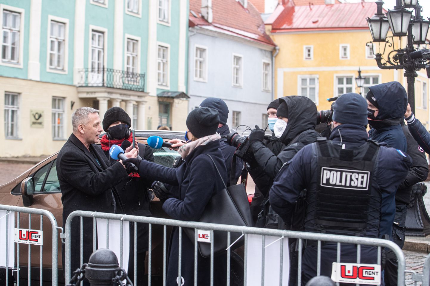 Член EKRE Калле Грюнталь на акции протеста "Стоим за свободную Эстонию".