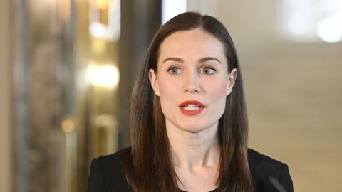 Äriklassi draama! Kuidas Sanna Marin ja ta kallim teise reisija arvelt lennukis kõrvuti istuma said