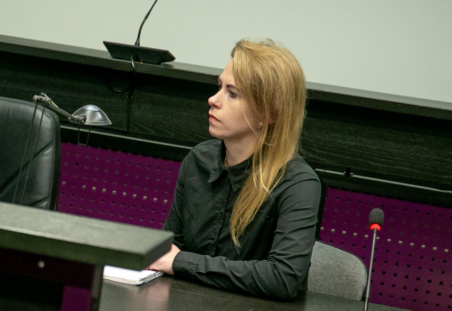 Joobes juhtimises süüdistatav ekspolitseinik Keity Liivakivi väitis kohtus, et jõi pärast teelt väljasõitmist viskit.
