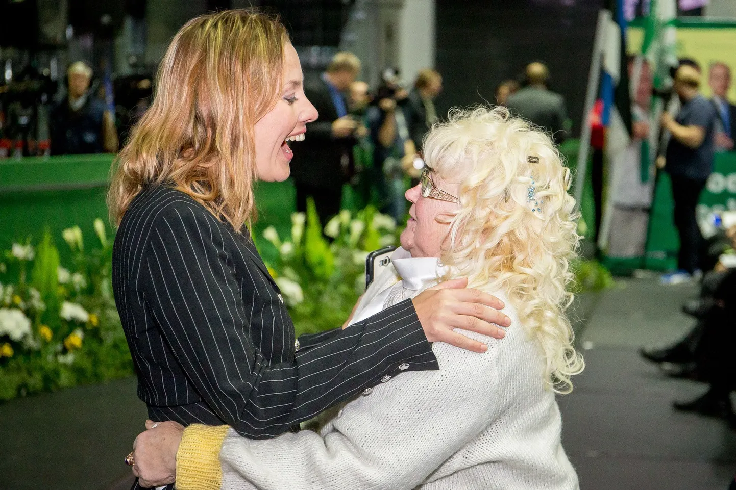 Tallinnas Tondiraba jäähallis toimunud Keskerakonna kongress. Pildil vasakul Oudekki Loone.