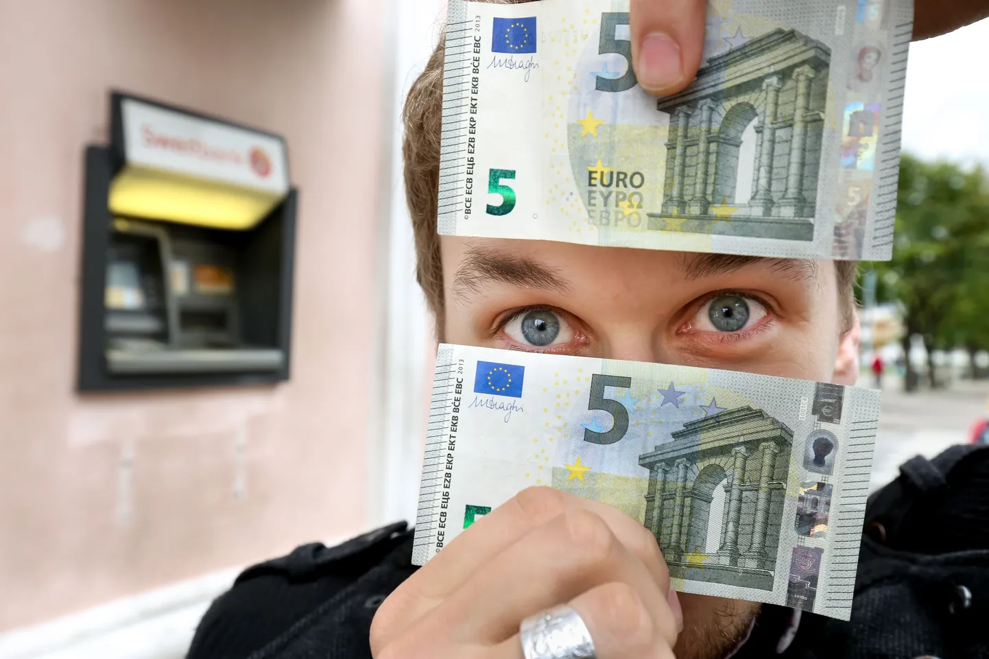 Деньги, евро. Иллюстративное фото.