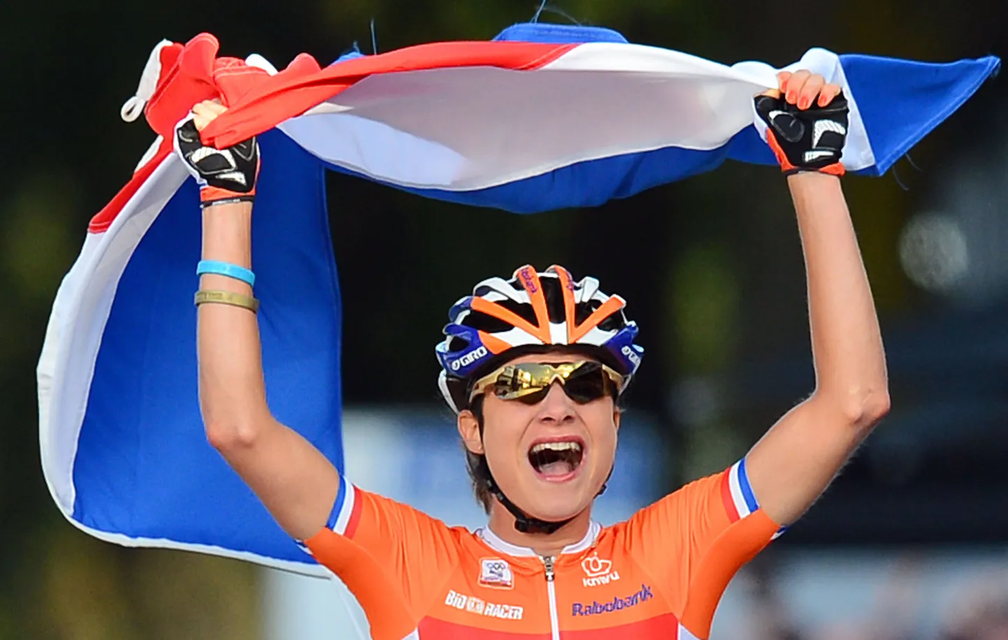 Marianne Vos võitis kodusel MMil kuldmedali.