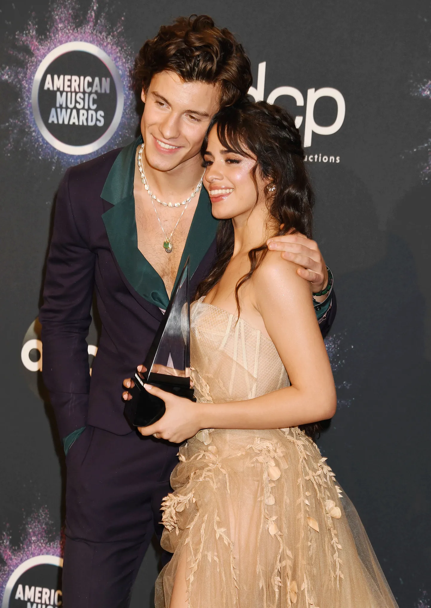 Shawn Mendes ja Camilla Cabello.