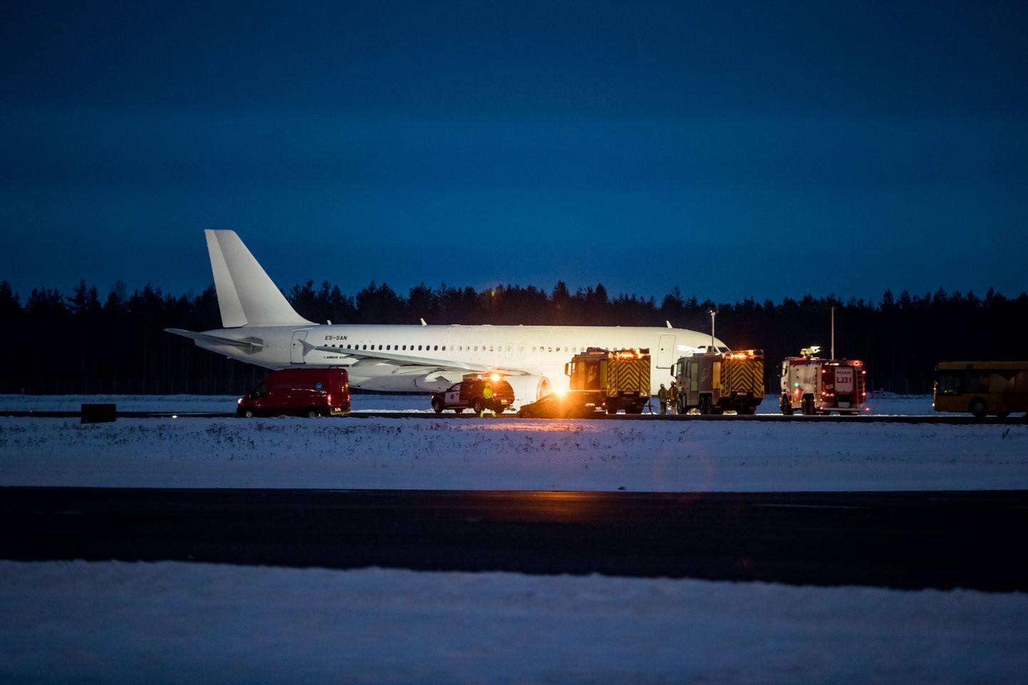 Smartlynxi lennuk tegi Tallinnas hädamaandumise.