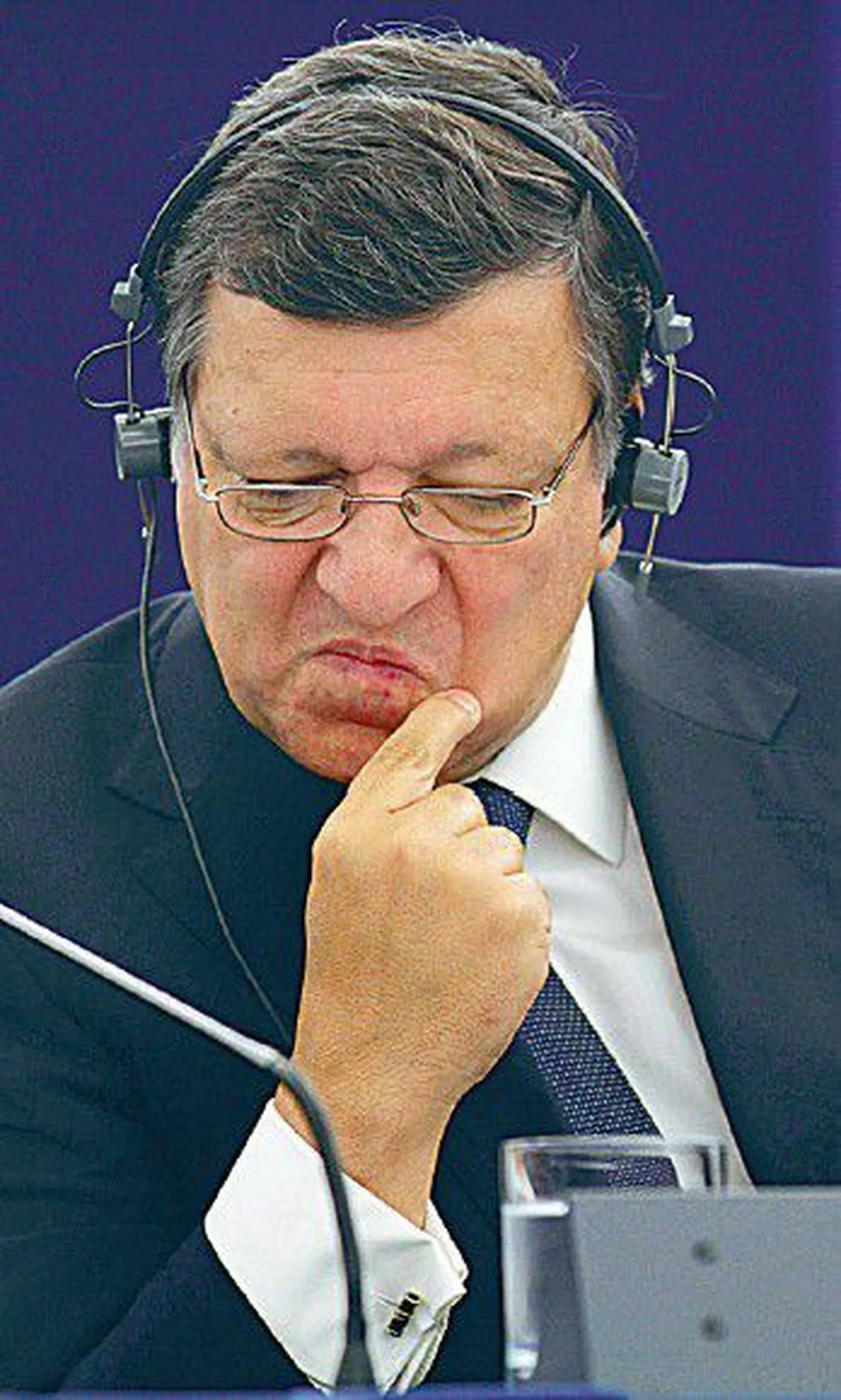 Euroopa Komisjoni president José Manuel Barroso pöördus teisipäeval europarlamendi poole tungiva üleskutsega kiirendada tuleval aastal reformide kulgu.