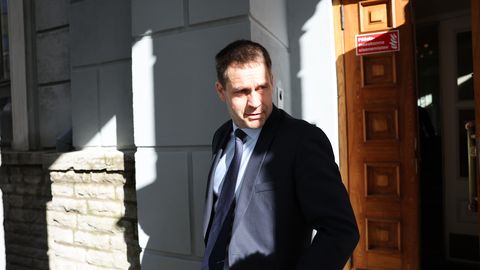 MEELIS OIDSALU ⟩ Elmar Vaheri imelik intervjuu