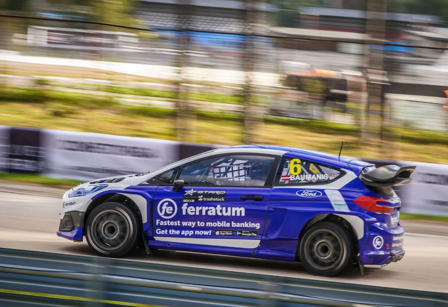 Jānis Baumanis ar Projekt E rallijkrosa mašīnu
