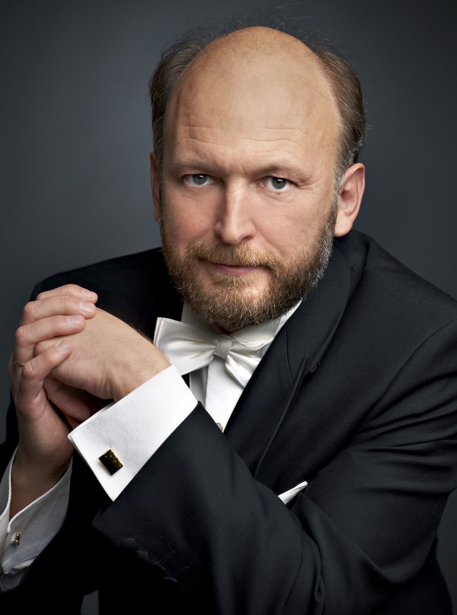 Художественный руководитель и дирижер Нарвского симфонического оркестра Анатолий Щура.