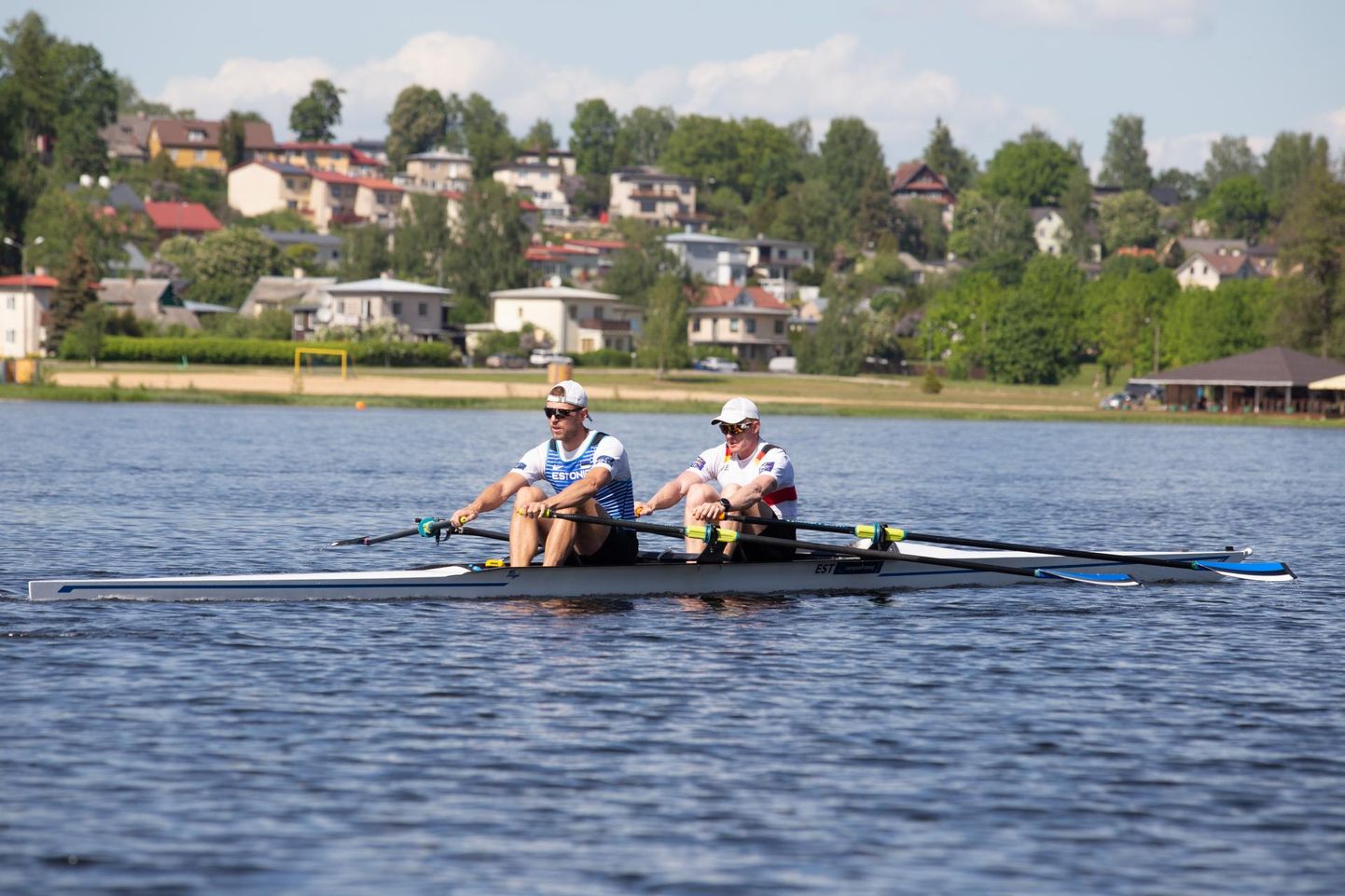 Kaspar Taimsoo ja Stephan Krüger lihvisid kaks nädalat tagasi koostööd Viljandi järvel.