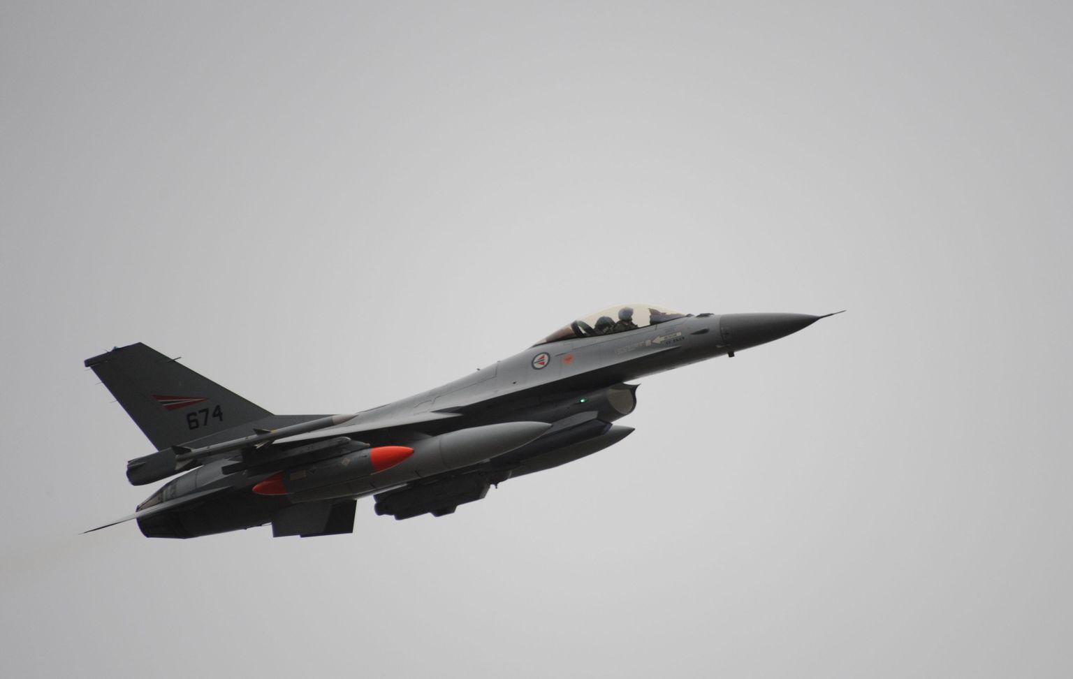 Norra õhujõudude F-16 hävitaja