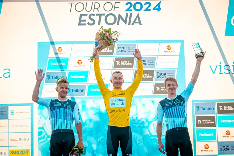 Eestlased Siim Kiskonen, Karl Patrick Lauk ja Rait Ärm saavutasid Tour of Estonial kolmikvõidu.
