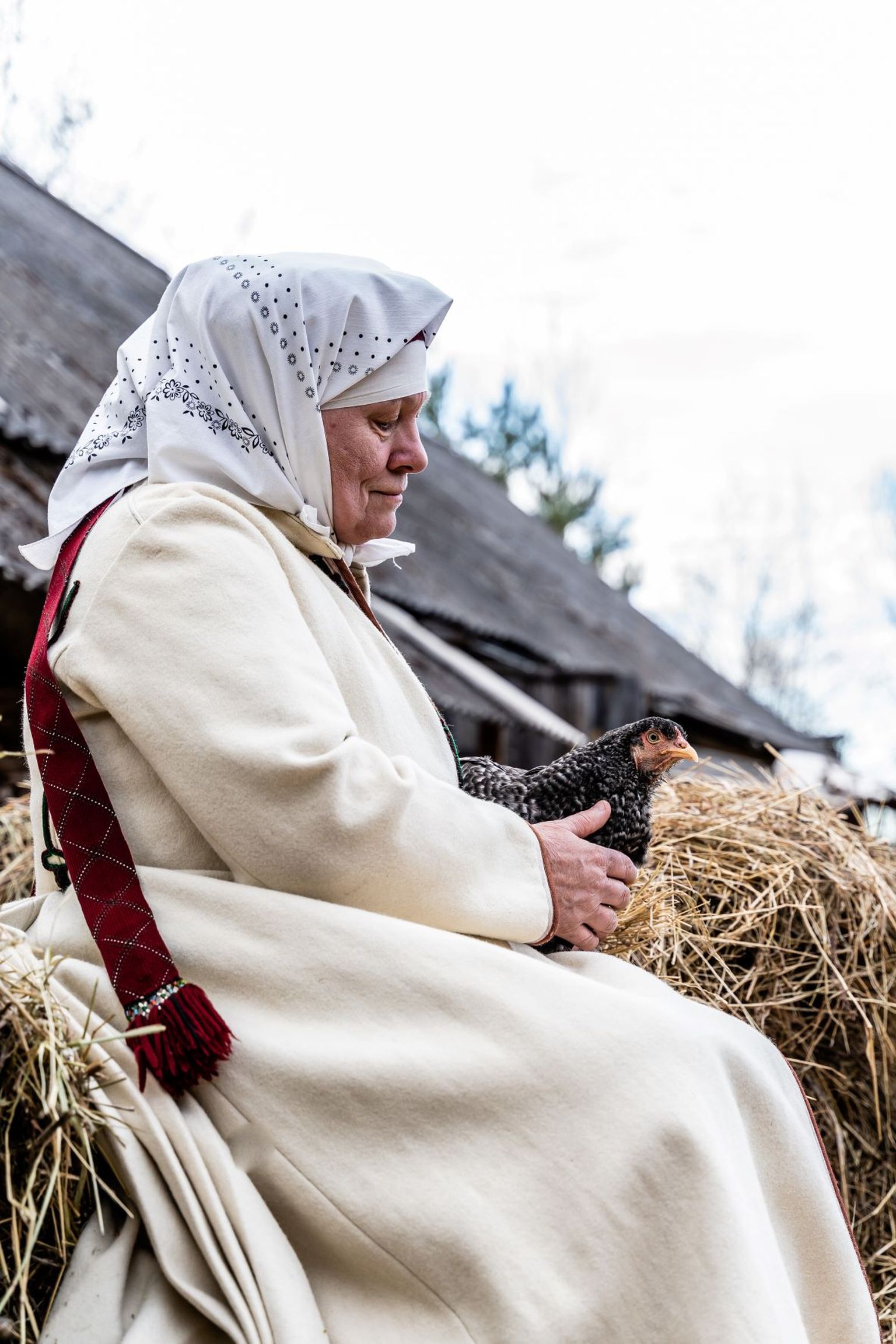 Munade ja linnu tähendust seto kultuuris aitab avada Obinitsa muuseumi giid ja pärandihoidja sootska Õie Sarv.