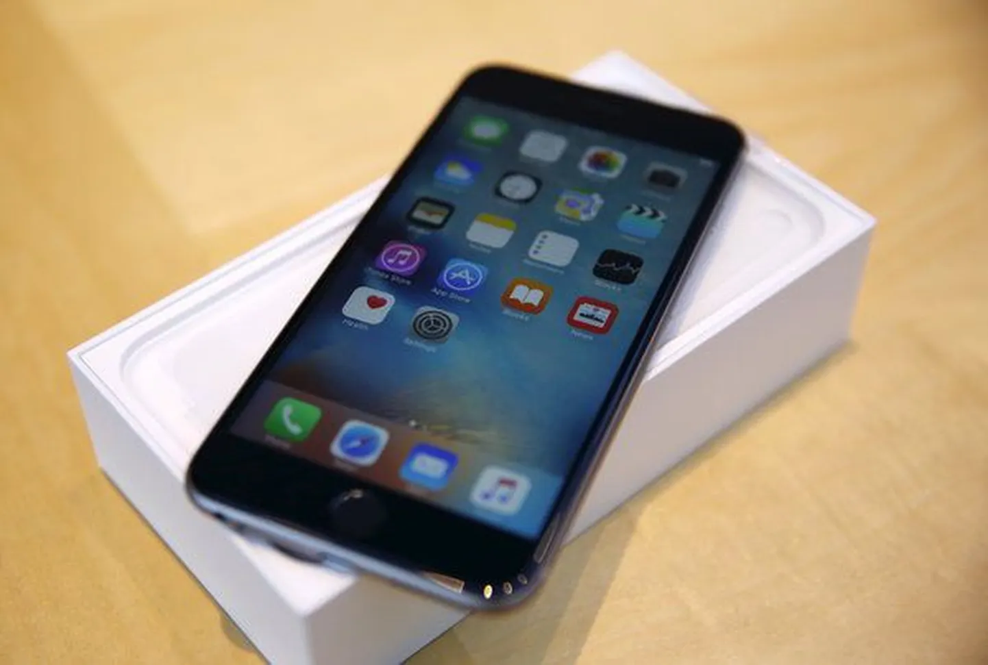 iPhone 6S
